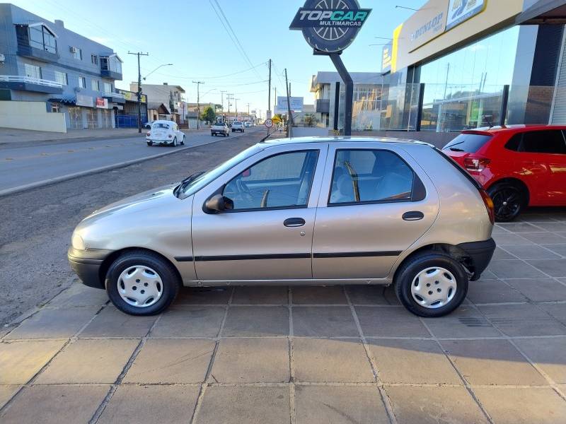 FIAT - PALIO - 1998/1999 - Cinza - R$ 15.990,00