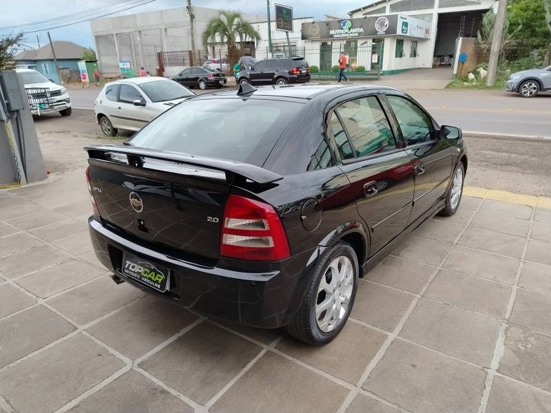 CHEVROLET - ASTRA - 2011/2011 - Preta - R$ 35.900,00