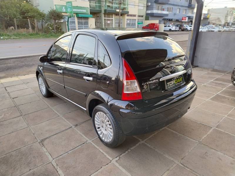 CITROËN - C3 - 2006/2007 - Preta - R$ 21.900,00