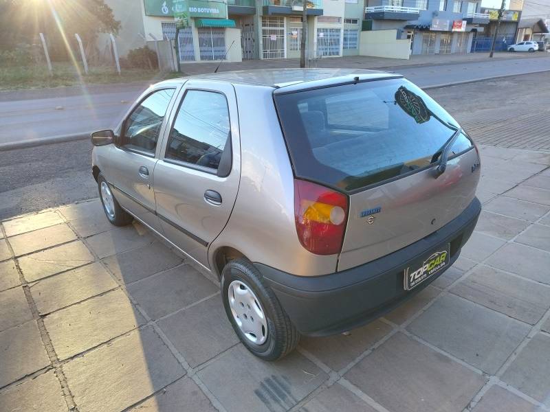 FIAT - PALIO - 1998/1999 - Cinza - R$ 15.990,00
