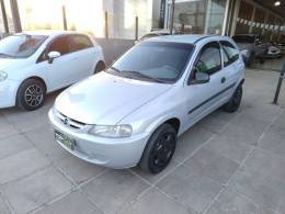 CHEVROLET - CELTA - 2004/2005 - Prata - R$ 15.990,00