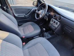 CHEVROLET - CELTA - 2003/2003 - Vermelha - R$ 16.900,00