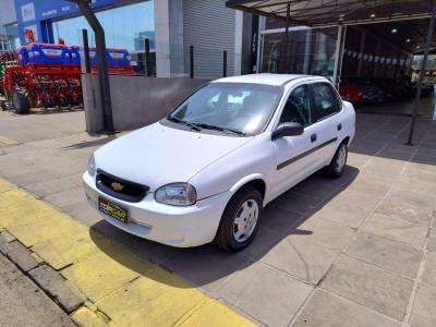 CHEVROLET - CORSA - 2009/2010 - Branca - R$ 22.900,00