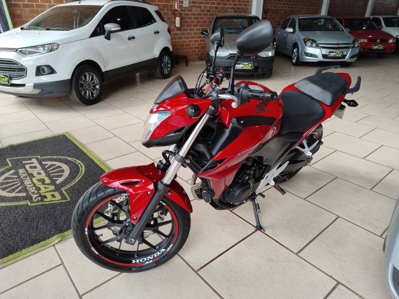 HONDA - CB 500F - 2014/2014 - Vermelha - R$ 24.900,00