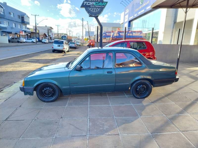 CHEVROLET - CHEVETTE - 1993/1993 - Verde - R$ 9.900,00