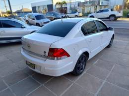 CHEVROLET - VECTRA - 2006/2007 - Branca - R$ 32.900,00