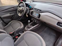 CHEVROLET - PRISMA - 2015/2015 - Vermelha - R$ 44.900,00