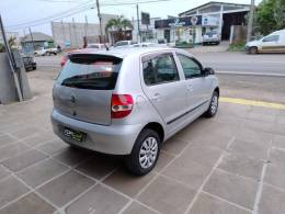 VOLKSWAGEN - FOX - 2008/2009 - Prata - R$ 25.900,00