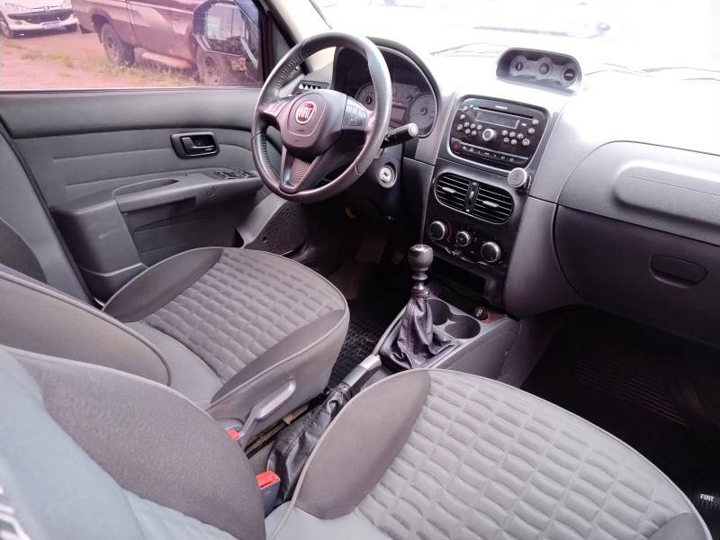 FIAT - PALIO - 2013/2014 - Branca - R$ 47.990,00