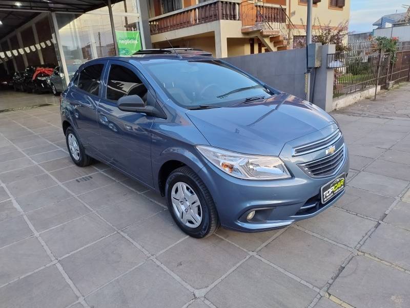 CHEVROLET - ONIX - 2015/2015 - Azul - R$ 45.990,00