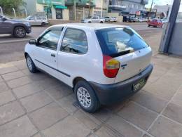 FIAT - PALIO - 2004/2004 - Branca - R$ 15.900,00