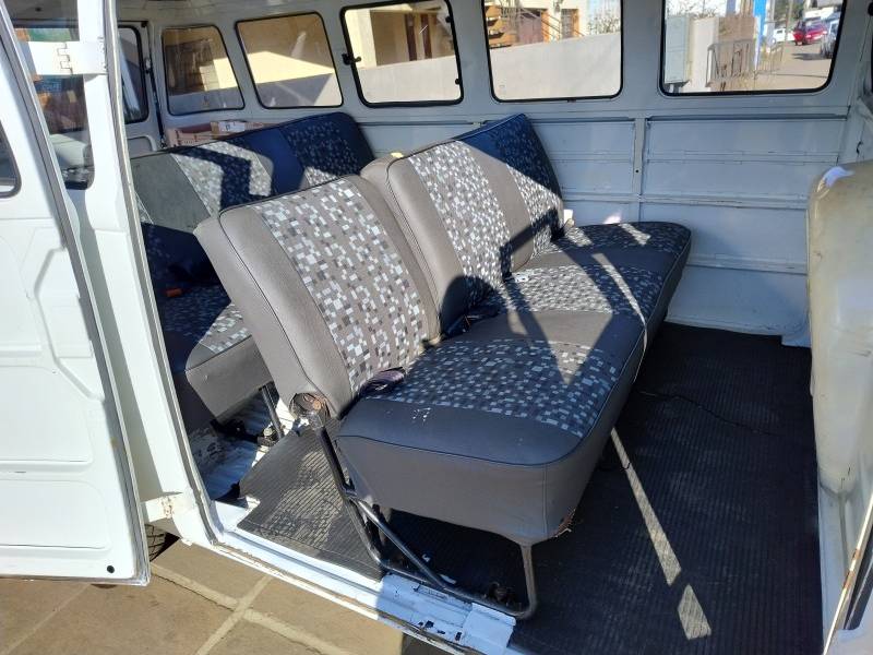 VOLKSWAGEN - KOMBI - 1996/1997 - Branca - R$ 29.900,00
