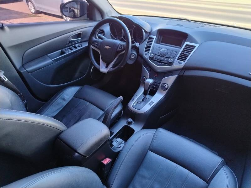 CHEVROLET - CRUZE - 2012/2012 - Preta - R$ 57.900,00