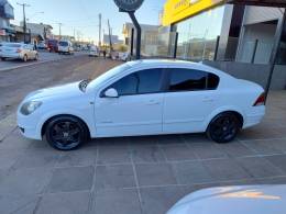 CHEVROLET - VECTRA - 2006/2007 - Branca - R$ 32.900,00
