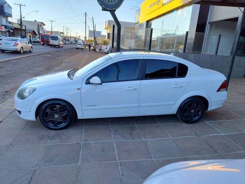 CHEVROLET - VECTRA - 2006/2007 - Branca - R$ 32.900,00