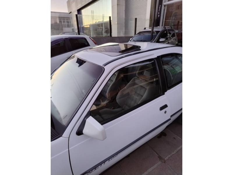 CHEVROLET - KADETT - 1992/1993 - Branca - R$ 39.900,00
