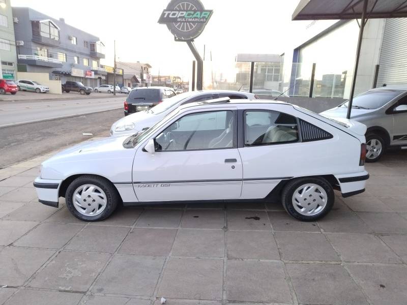 CHEVROLET - KADETT - 1992/1993 - Branca - R$ 39.900,00