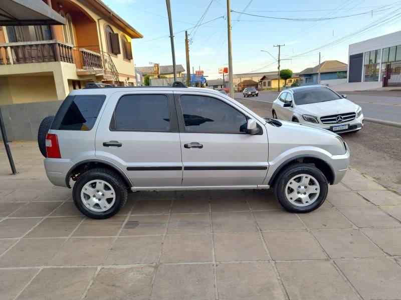 FORD - ECOSPORT - 2004/2005 - Prata - R$ 25.900,00