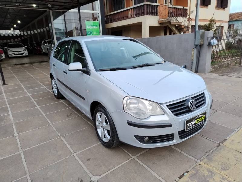 VOLKSWAGEN - POLO - 2009/2009 - Prata - R$ 34.990,00