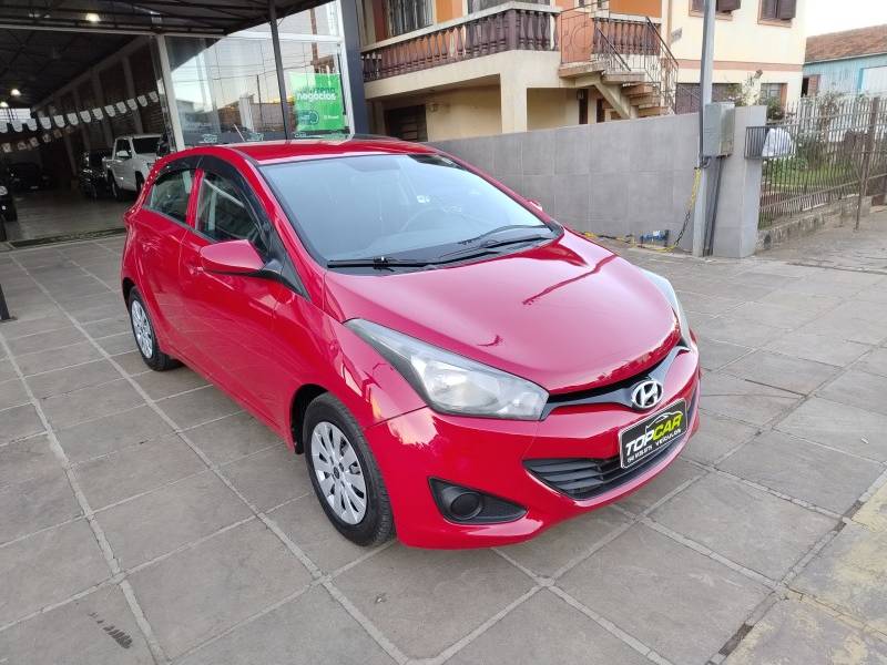HYUNDAI - HB20 - 2013/2013 - Vermelha - R$ 41.990,00