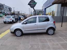 VOLKSWAGEN - FOX - 2008/2009 - Prata - R$ 25.900,00