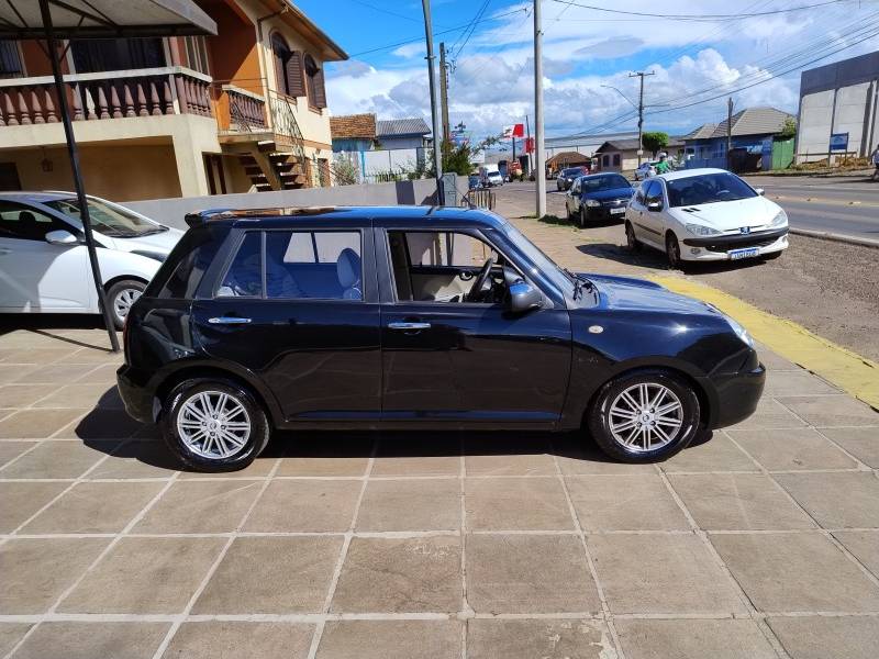 LIFAN - 320 - 2010/2011 - Preta - R$ 19.990,00