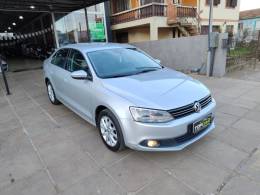VOLKSWAGEN - JETTA - 2011/2011 - Prata - R$ 56.900,00