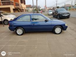 FORD - ESCORT - 1996/1996 - Azul - R$ 13.900,00