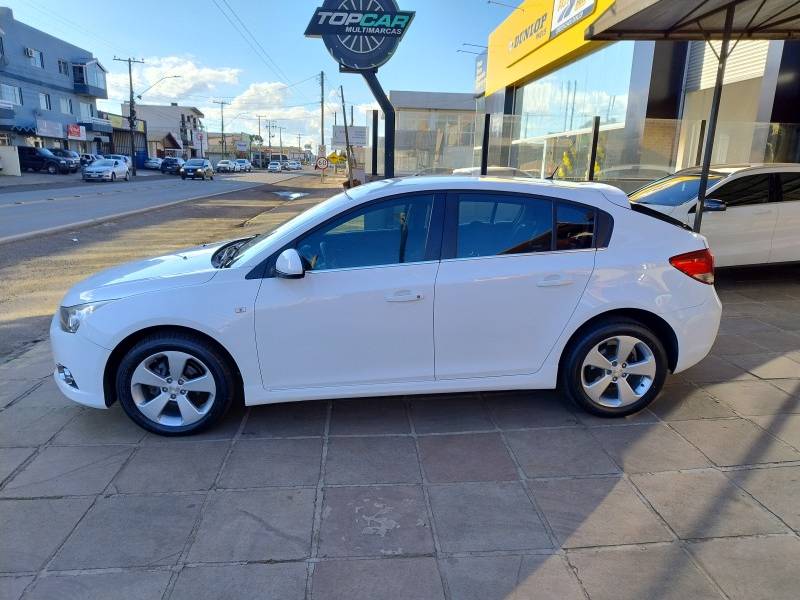 CHEVROLET - CRUZE - 2013/2013 - Branca - R$ 59.990,00