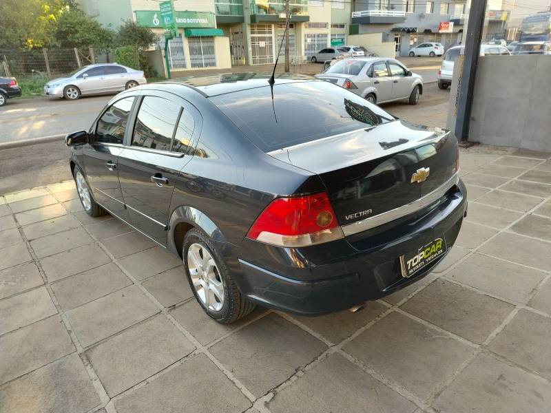 CHEVROLET - VECTRA - 2010/2011 - Verde - R$ 41.900,00