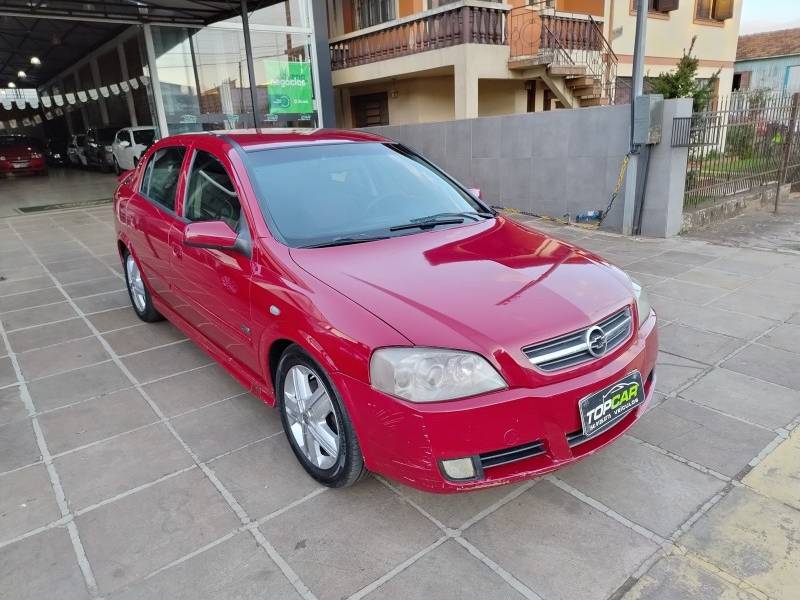 CHEVROLET - ASTRA - 2005/2005 - Vermelha - R$ 25.000,00