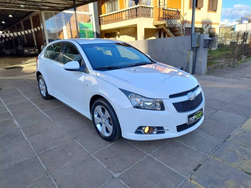 CHEVROLET - CRUZE - 2013/2013 - Branca - R$ 59.990,00