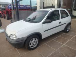 CHEVROLET - CORSA - 1995/1996 - Branca - R$ 7.990,00