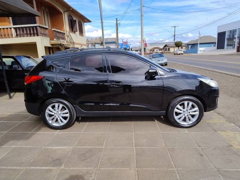 HYUNDAI - IX35 - 2011/2011 - Preta - R$ 62.900,00