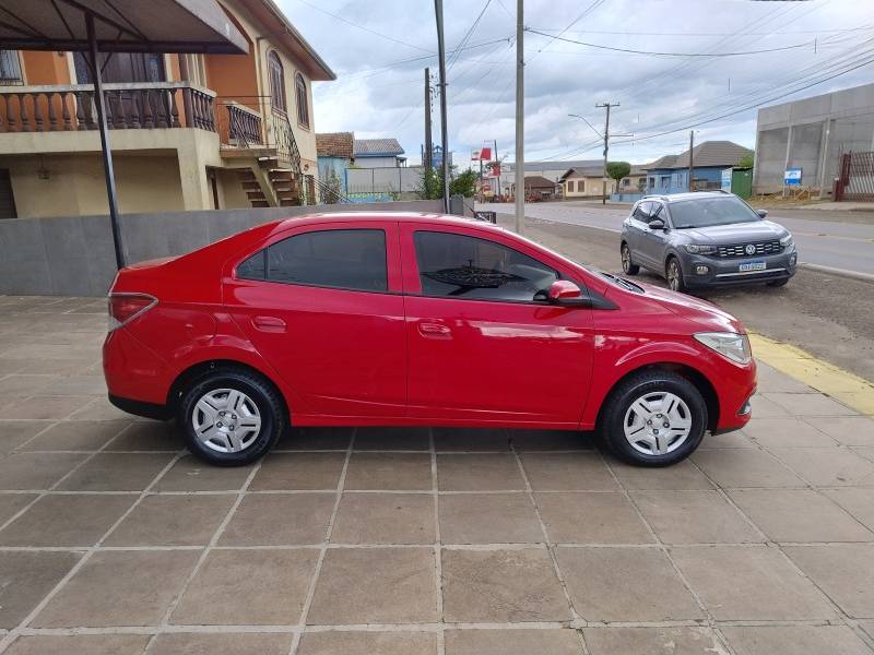 CHEVROLET - PRISMA - 2015/2015 - Vermelha - R$ 44.900,00