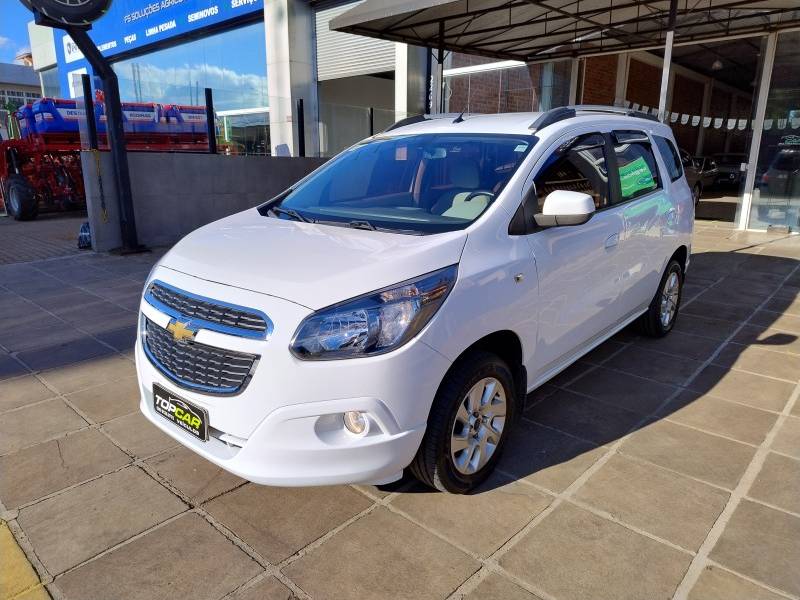 CHEVROLET - SPIN - 2013/2014 - Branca - R$ 56.900,00