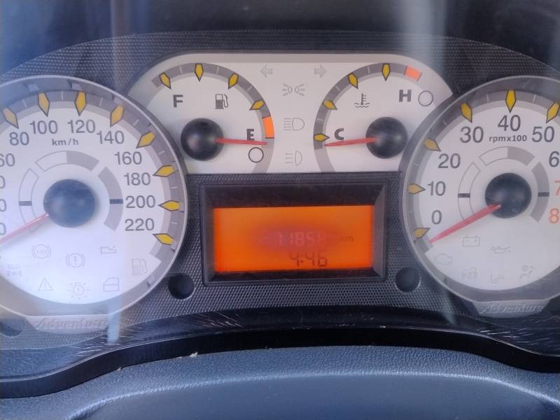 FIAT - PALIO - 2008/2009 - Cinza - R$ 36.900,00