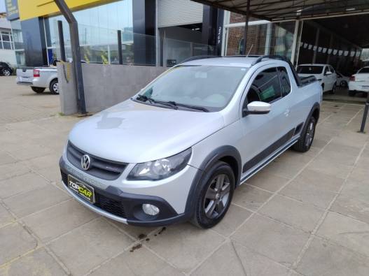 VOLKSWAGEN - SAVEIRO - 2011/2012 - Prata - R$ 56.900,00