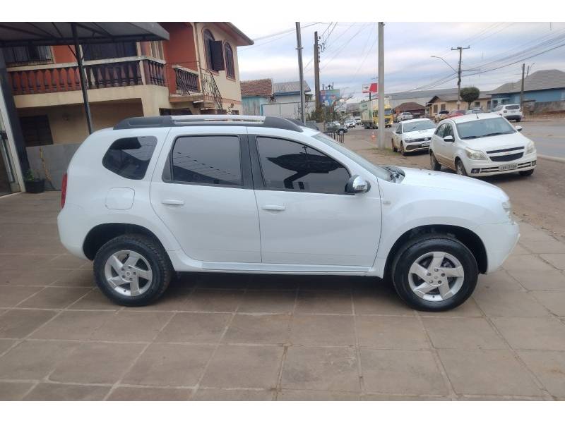 RENAULT - DUSTER - 2014/2014 - Branca - R$ 52.990,00