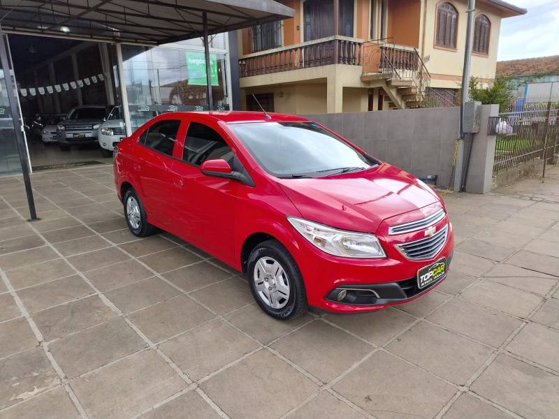 CHEVROLET - PRISMA - 2015/2015 - Vermelha - R$ 44.900,00