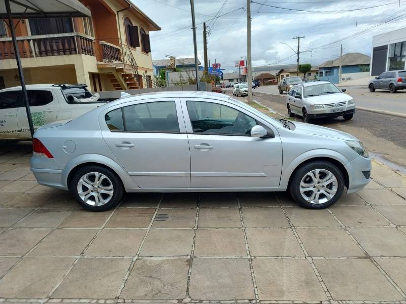 CHEVROLET - VECTRA - 2009/2009 - Prata - R$ 36.900,00