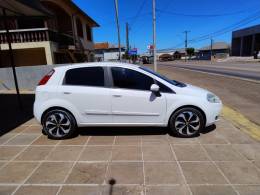 FIAT - PUNTO - 2010/2011 - Branca - R$ 34.990,00