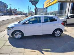 CHEVROLET - ONIX - 2018/2018 - Branca - R$ 53.900,00