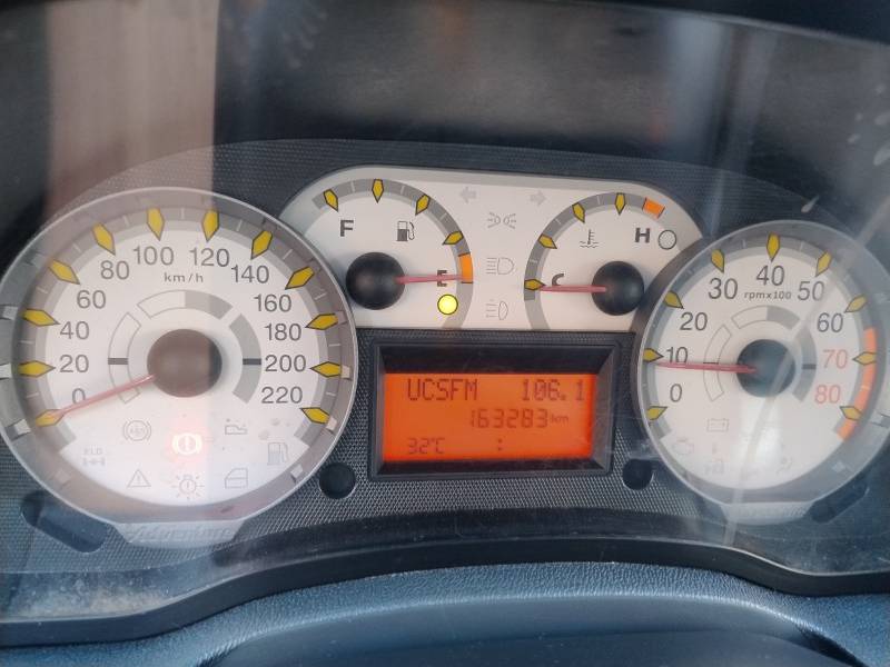 FIAT - PALIO - 2012/2012 - Cinza - R$ 44.990,00