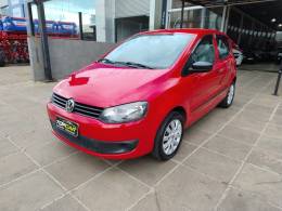 VOLKSWAGEN - FOX - 2010/2011 - Vermelha - R$ 29.900,00