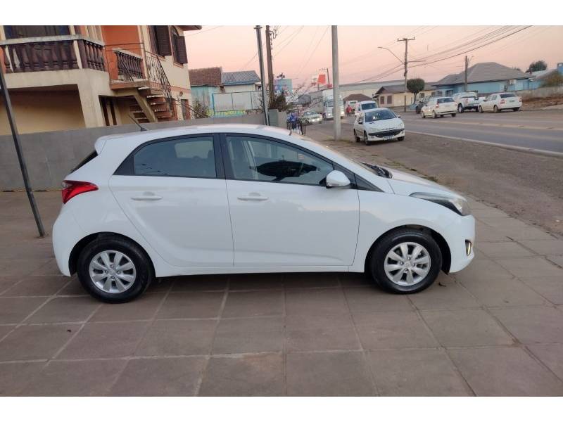 HYUNDAI - HB20 - 2015/2015 - Branca - Sob Consulta