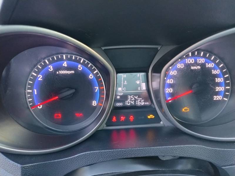 HYUNDAI - HB20 - 2013/2013 - Vermelha - R$ 41.990,00