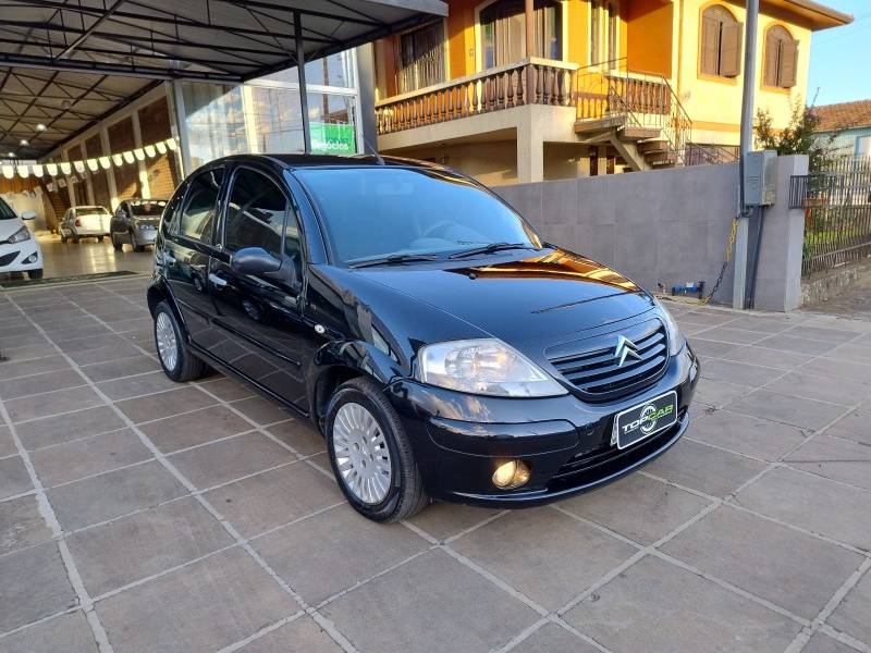 CITROËN - C3 - 2006/2007 - Preta - R$ 21.900,00